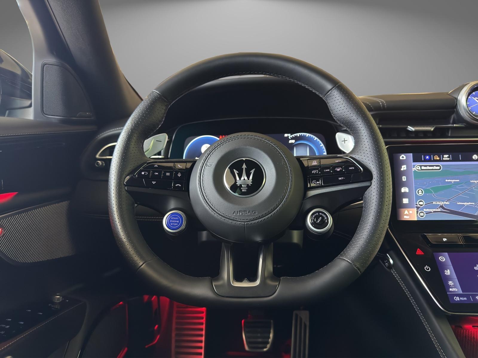 MASERATI Grecale 2.0 Hybrid Modena-image-9