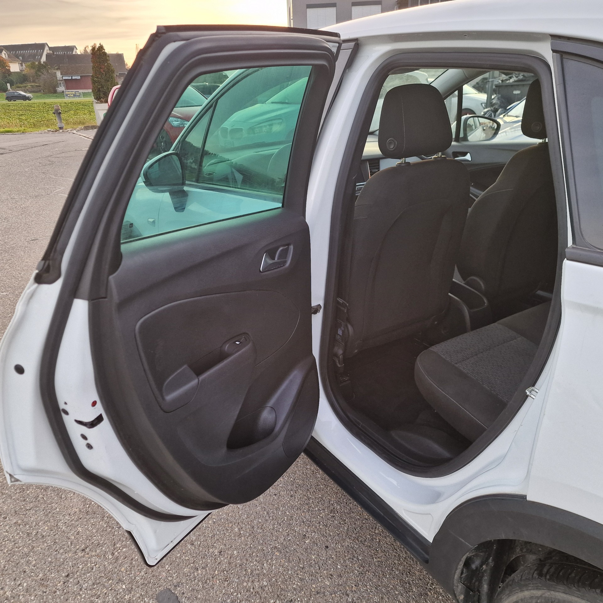 OPEL Crossland X 1.2i 120 Years Edition-image-13
