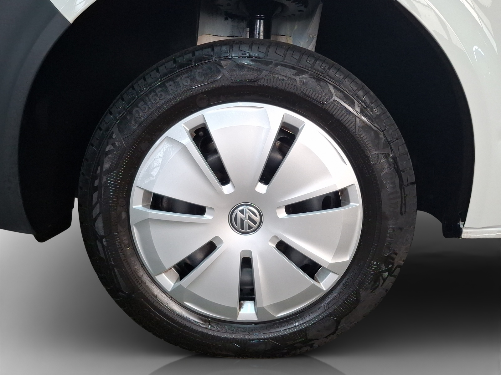 VW T6.1 2.0 TDI-image-14