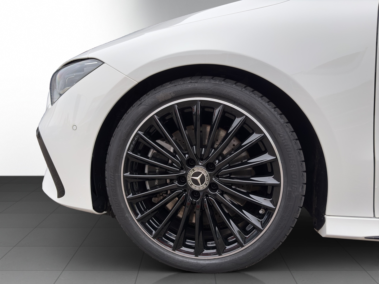 MERCEDES-BENZ CLA SB 250 8G-DCT 4M-showroom-element-3