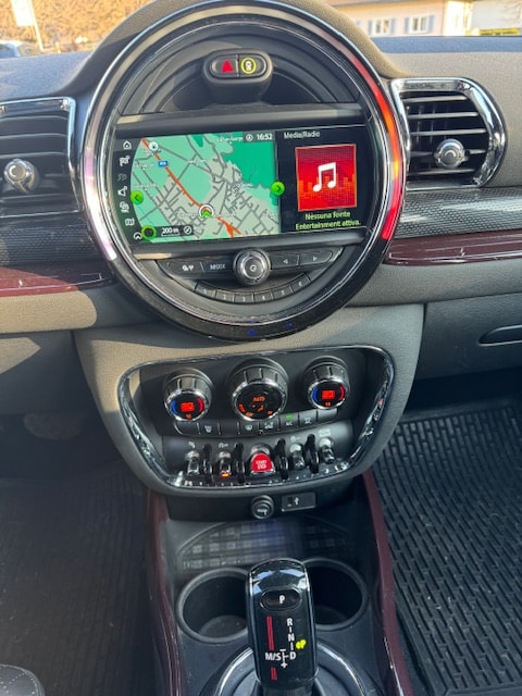 MINI Clubman Cooper SD Steptronic-image-9