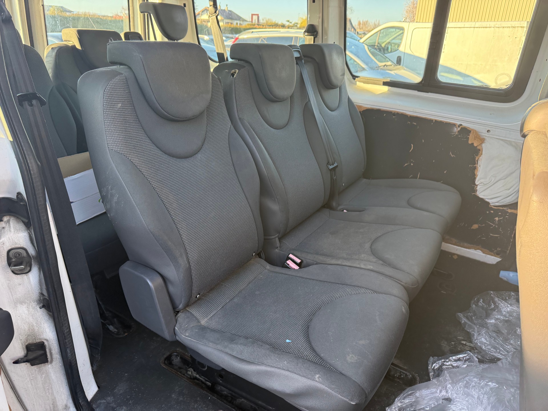PEUGEOT Expert Tepee 2.0 HDi Confort L1-image-5