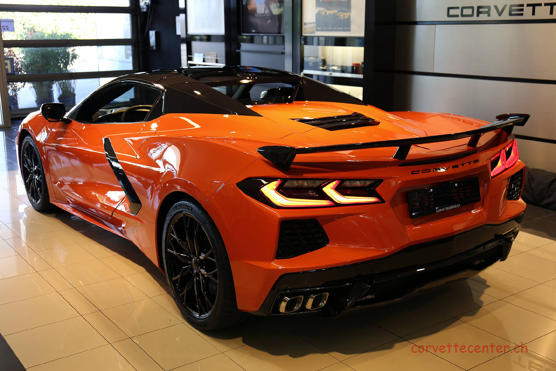 CHEVROLET Corvette Convertible 6.2 V8 3LT-image-12