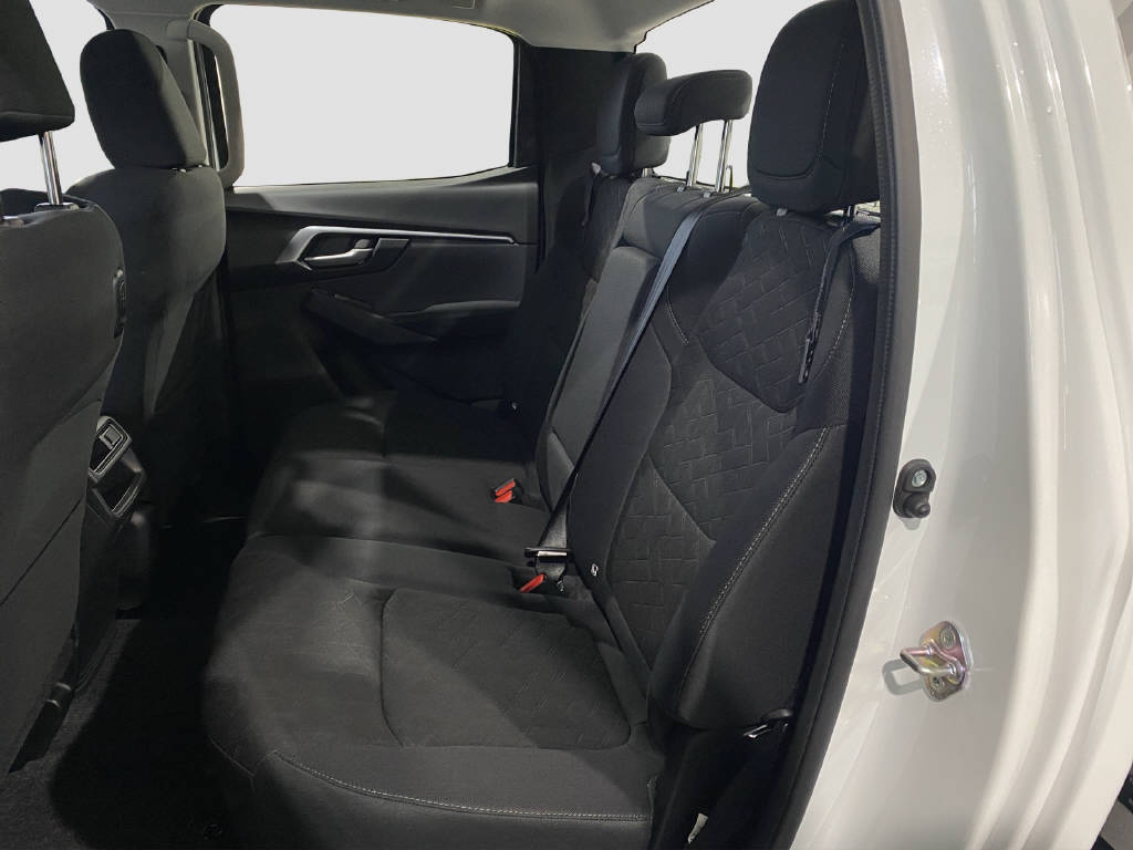 ISUZU D-Max Crew Pick-up 1.9 DDi N60 BB+ 4x4 Brücke Faba-image-13