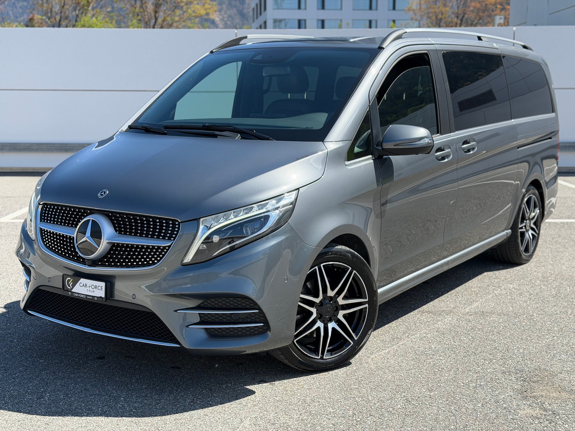 MERCEDES-BENZ V 300 d lang Swiss Edition 4Matic 9G-Tronic