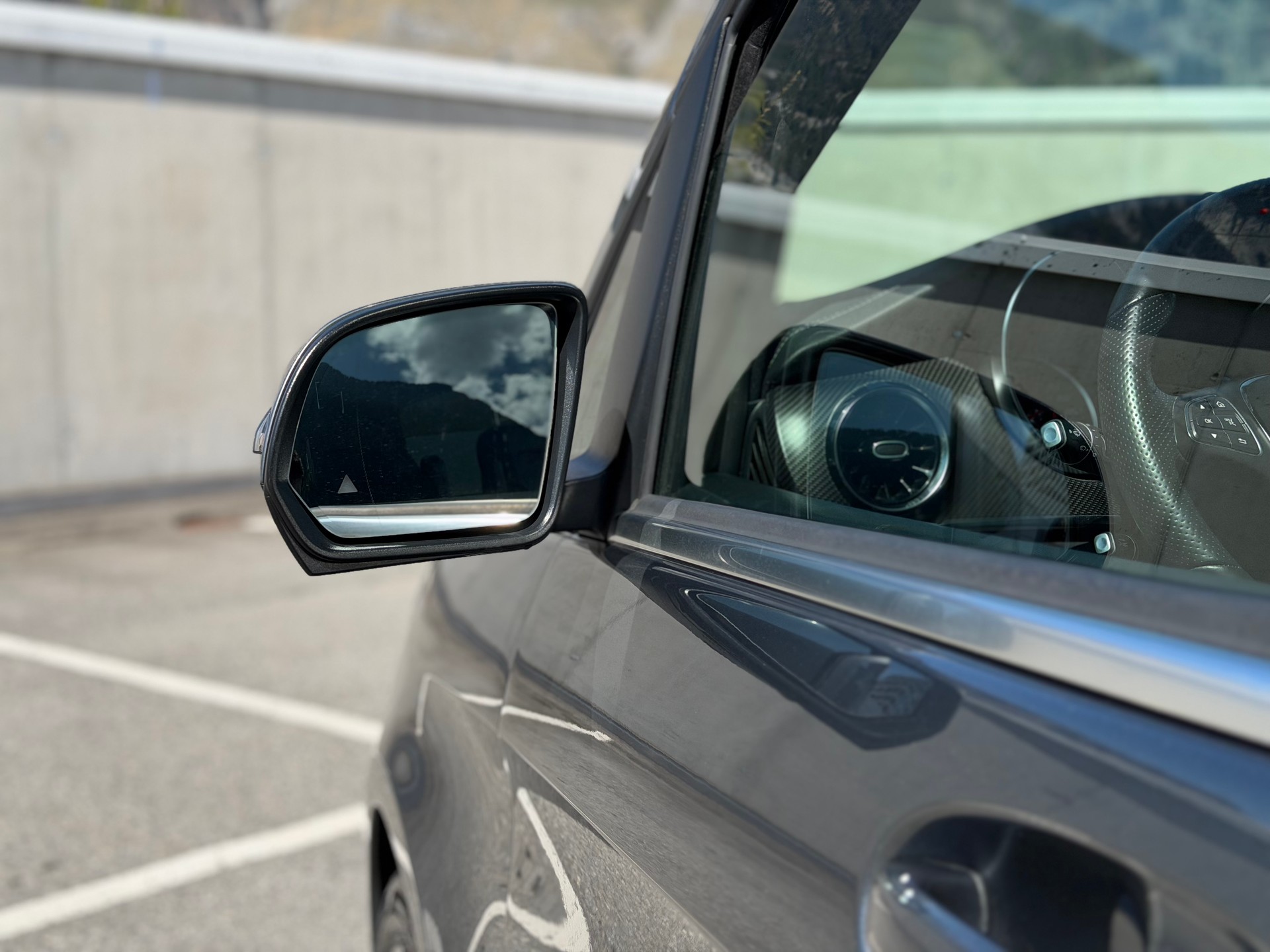 MERCEDES-BENZ V 300 d lang Swiss Edition 4Matic 9G-Tronic-image-13
