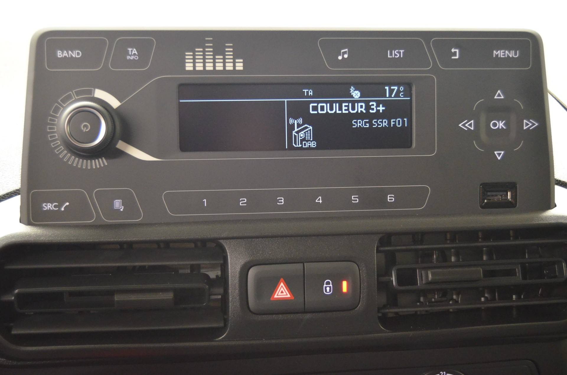 PEUGEOT Partner 1.5 HDi Premium-image-11