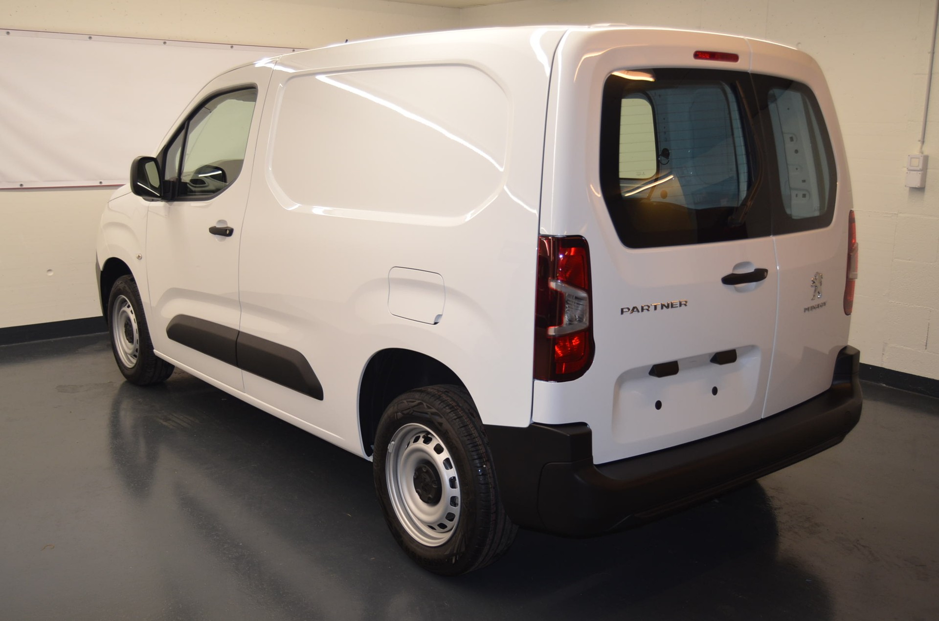 PEUGEOT Partner 1.5 HDi Premium-showroom-element-1