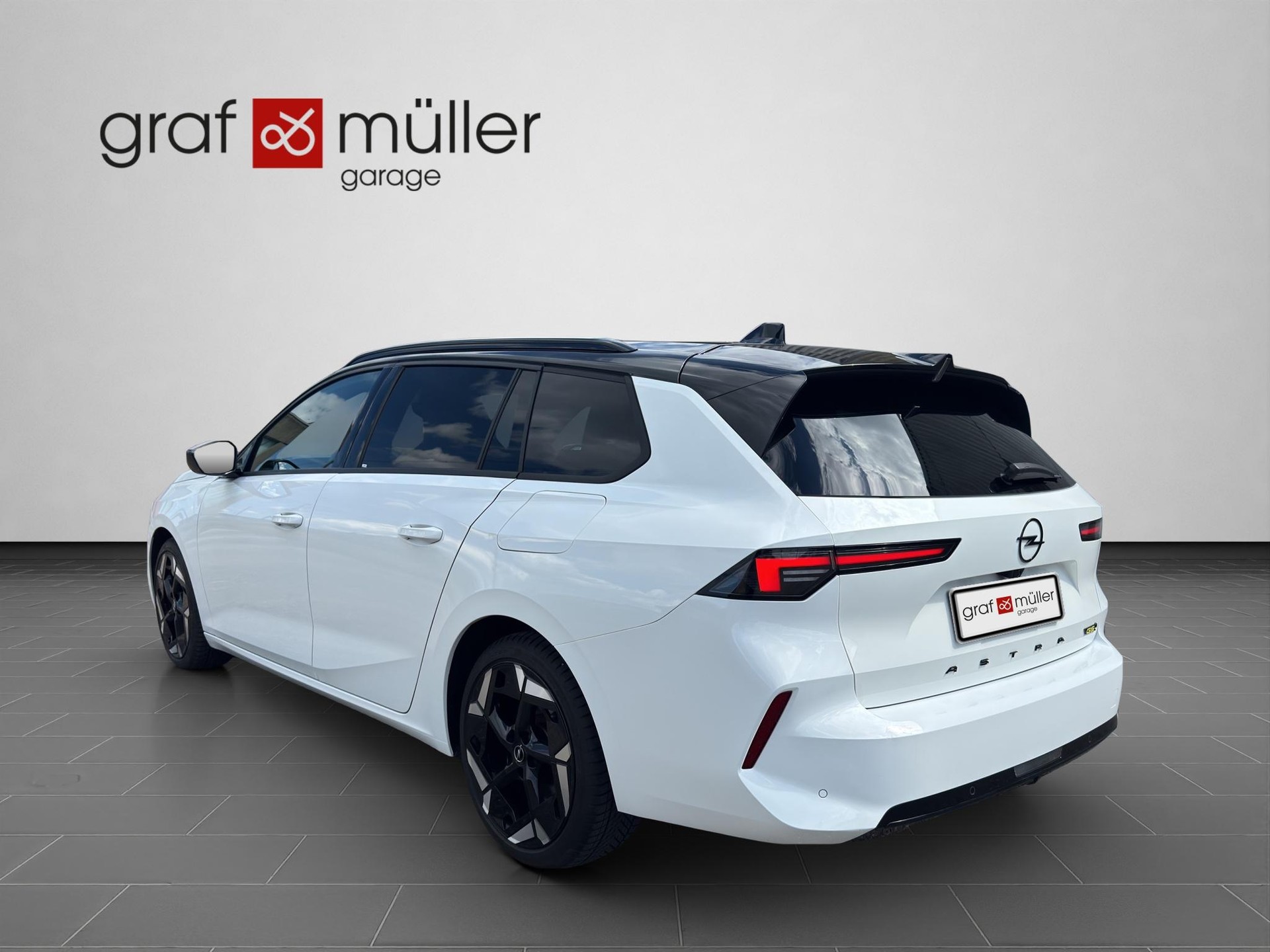 OPEL Astra Sports Tourer 1.6 T PHEV 225 GSe-image-14