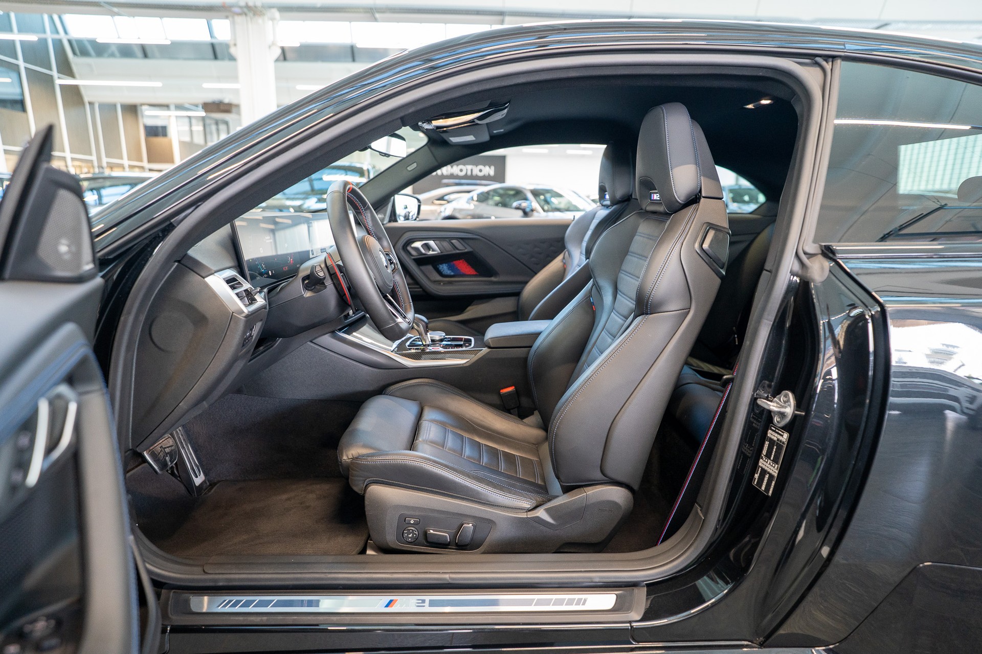 BMW M2 Coupé / LCI 480 PS / Carbon Interieur /el.Sitze /-image-8
