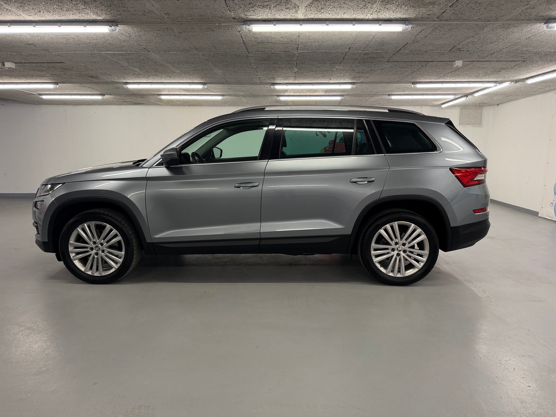 SKODA Kodiaq 2.0 TDI 4x4 DSG-image-6