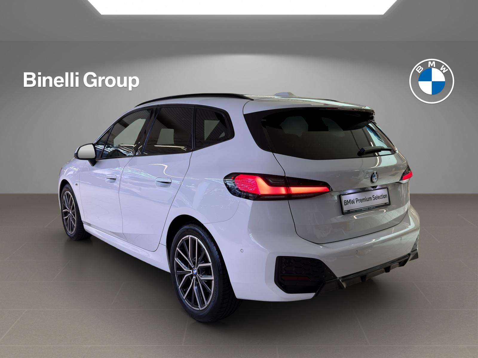BMW 218d Active Tourer M-SportPaket-showroom-element-2