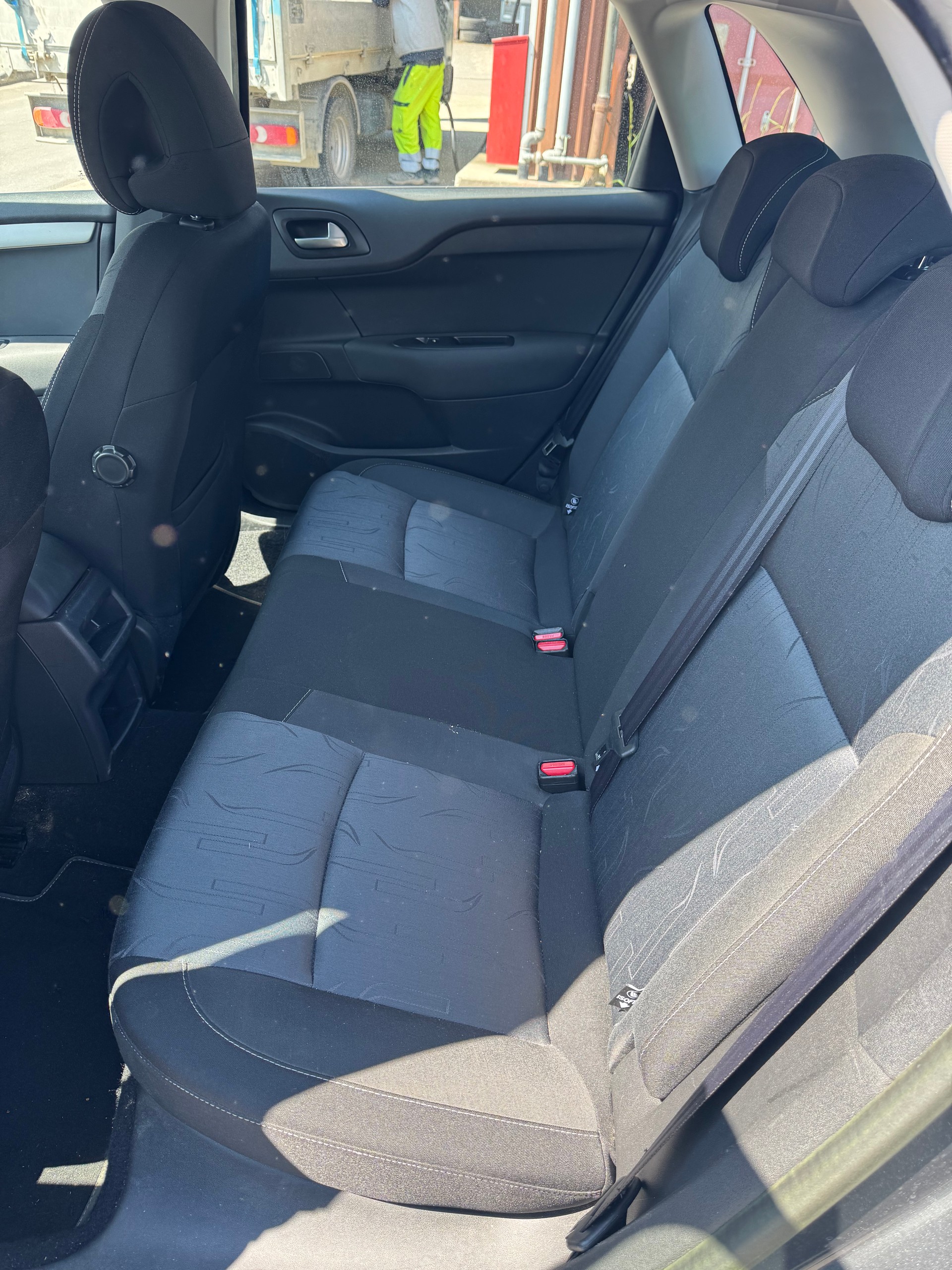 CITROEN C4 Berline 1.6 VTi Exclusive-image-7