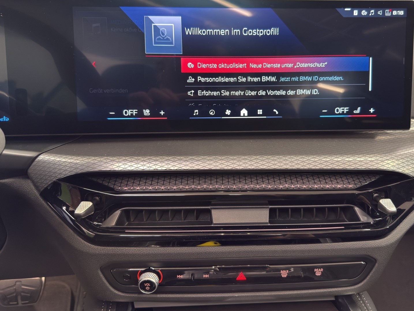 BMW M440i xDrive 48V Cabriolet Steptronic-image-17