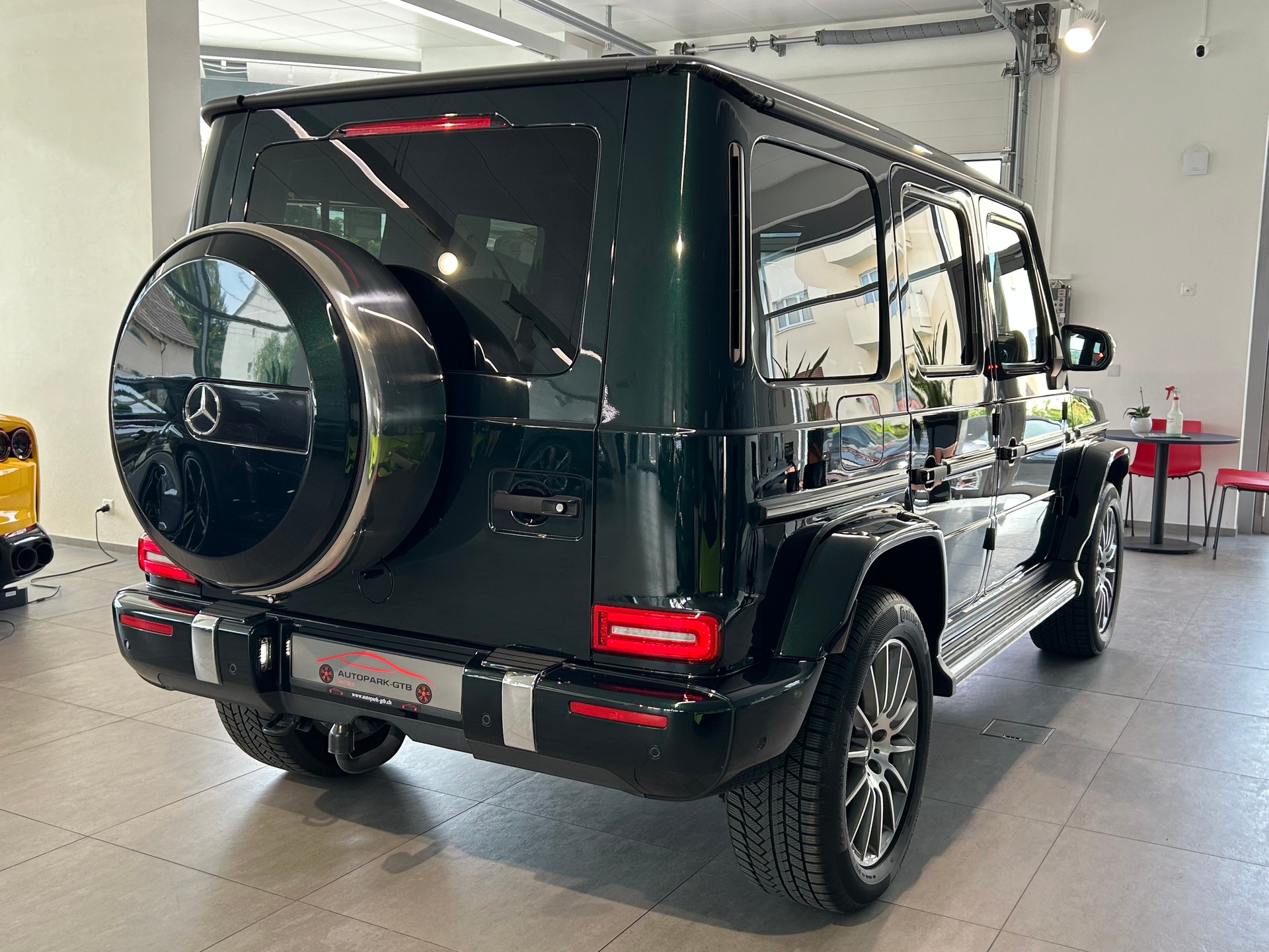 MERCEDES-BENZ G 500 AMG Line 9G-Tronic-image-5