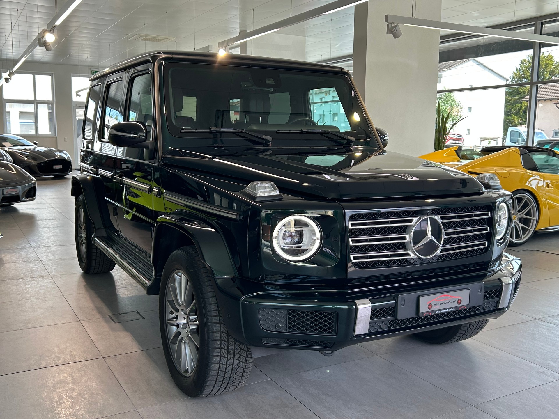 MERCEDES-BENZ G 500 AMG Line 9G-Tronic-image-23