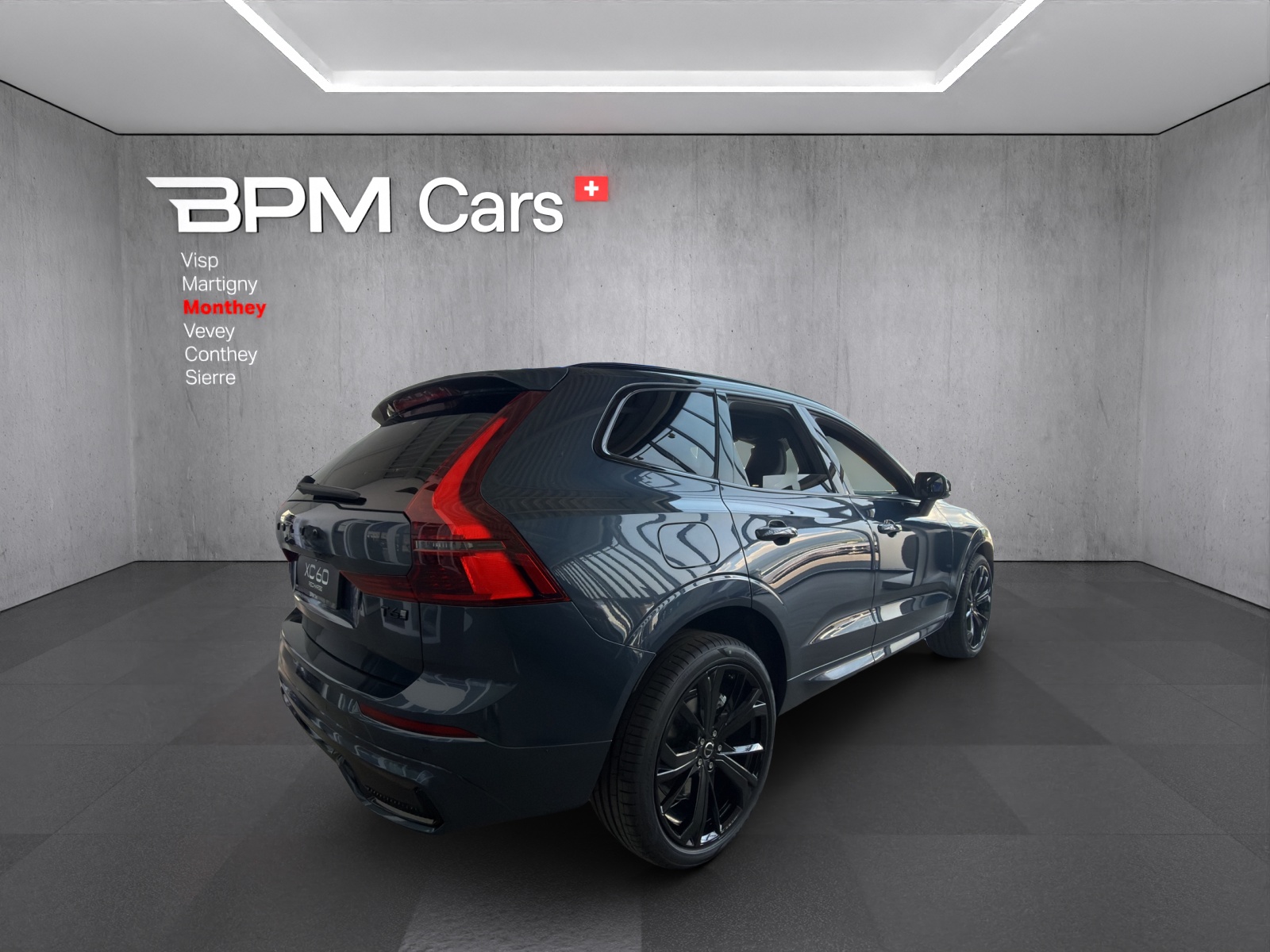 VOLVO XC60 T6 eAWD PluginHybrid Black Edition Geartronic-image-4