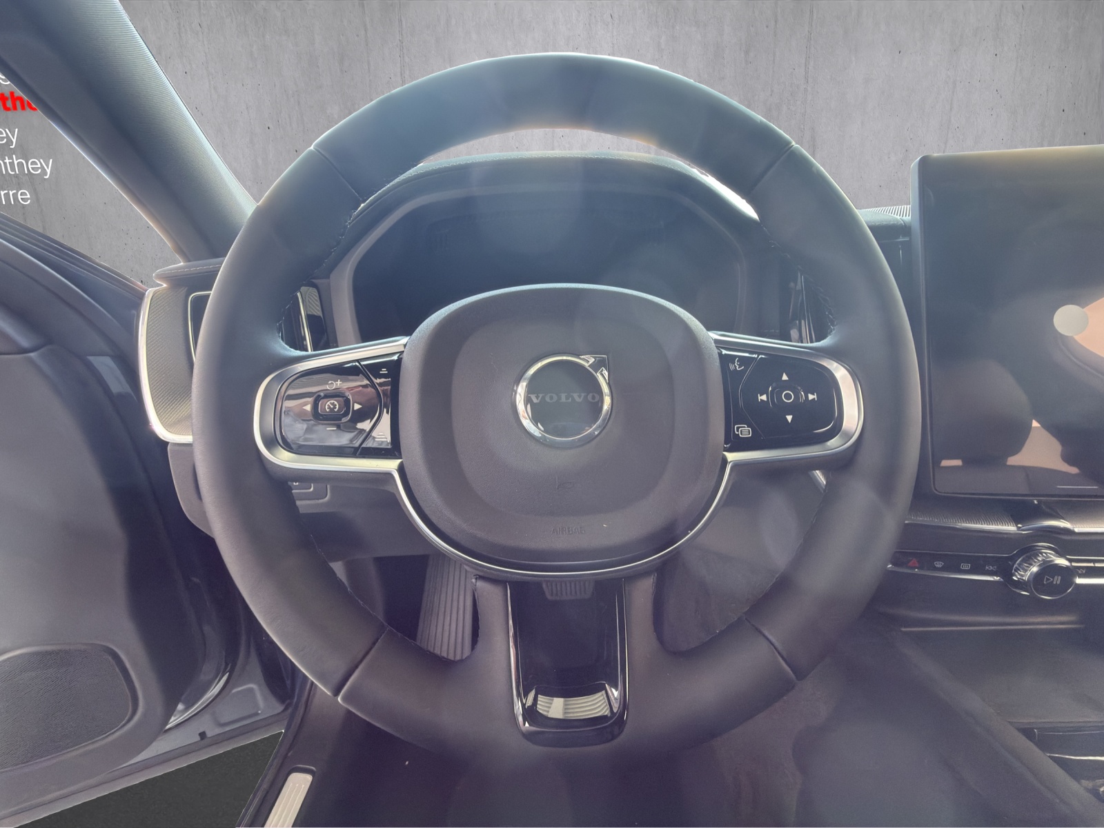 VOLVO XC60 T6 eAWD PluginHybrid Black Edition Geartronic-image-10