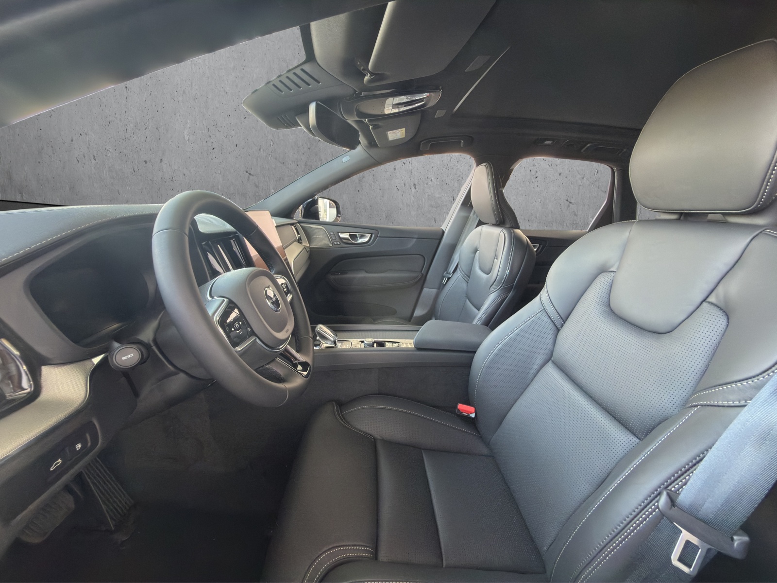 VOLVO XC60 T6 eAWD PluginHybrid Black Edition Geartronic-image-8
