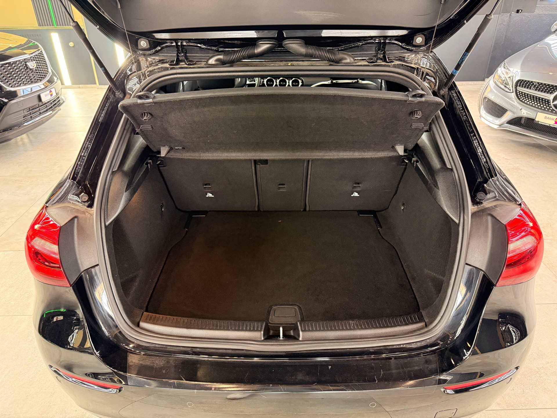 MERCEDES-BENZ A 160-image-15