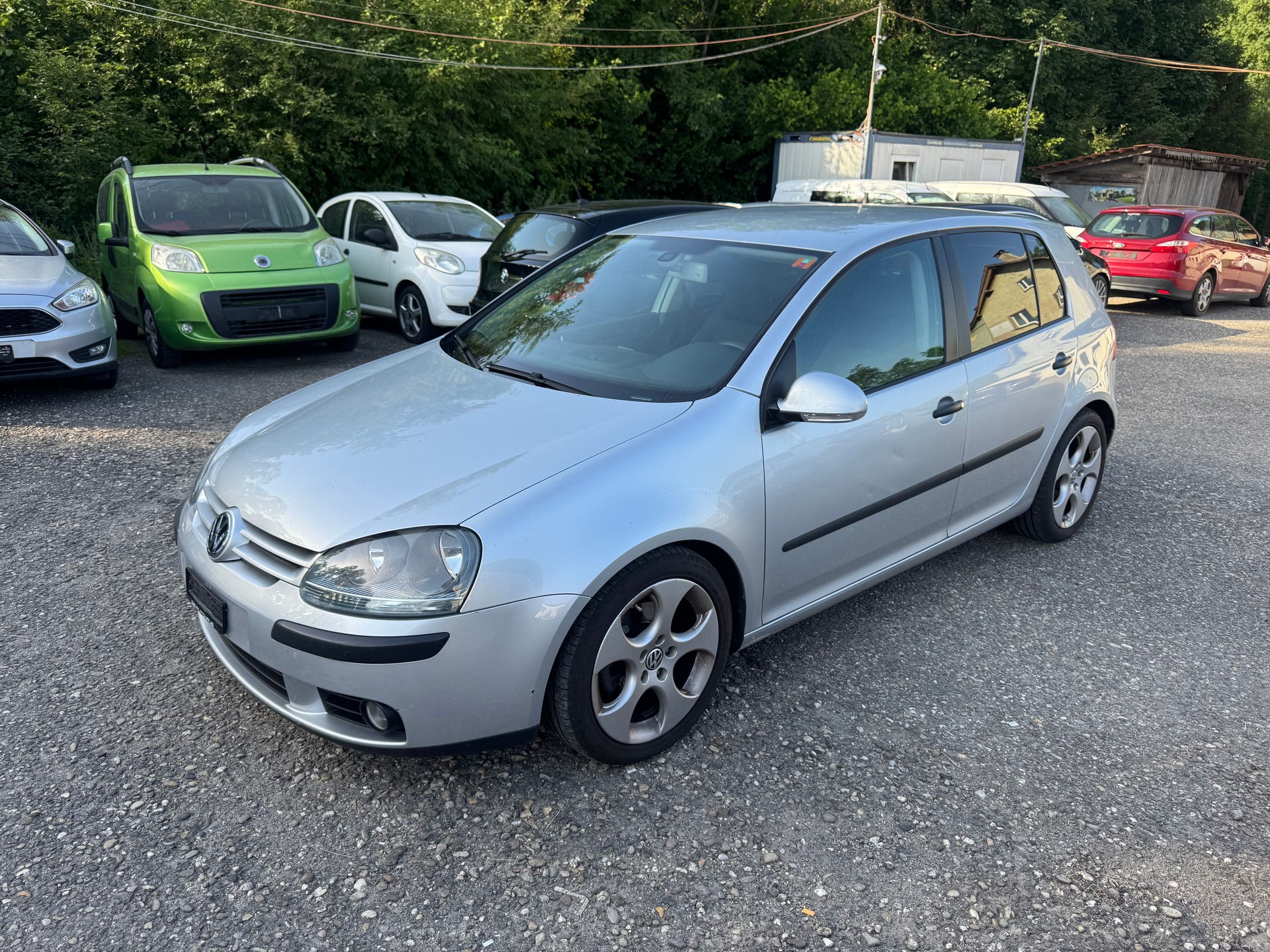 VW Golf 2.0 FSI Comfortline-image-2