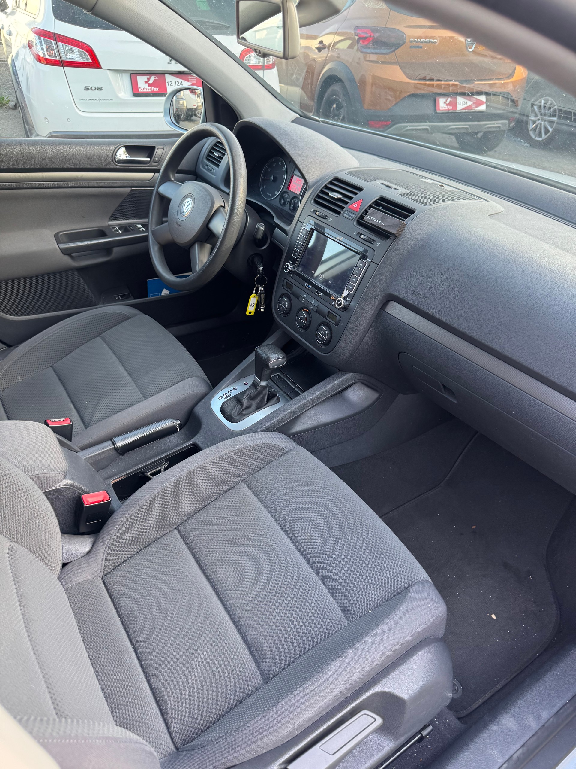 VW Golf 2.0 FSI Comfortline-image-8