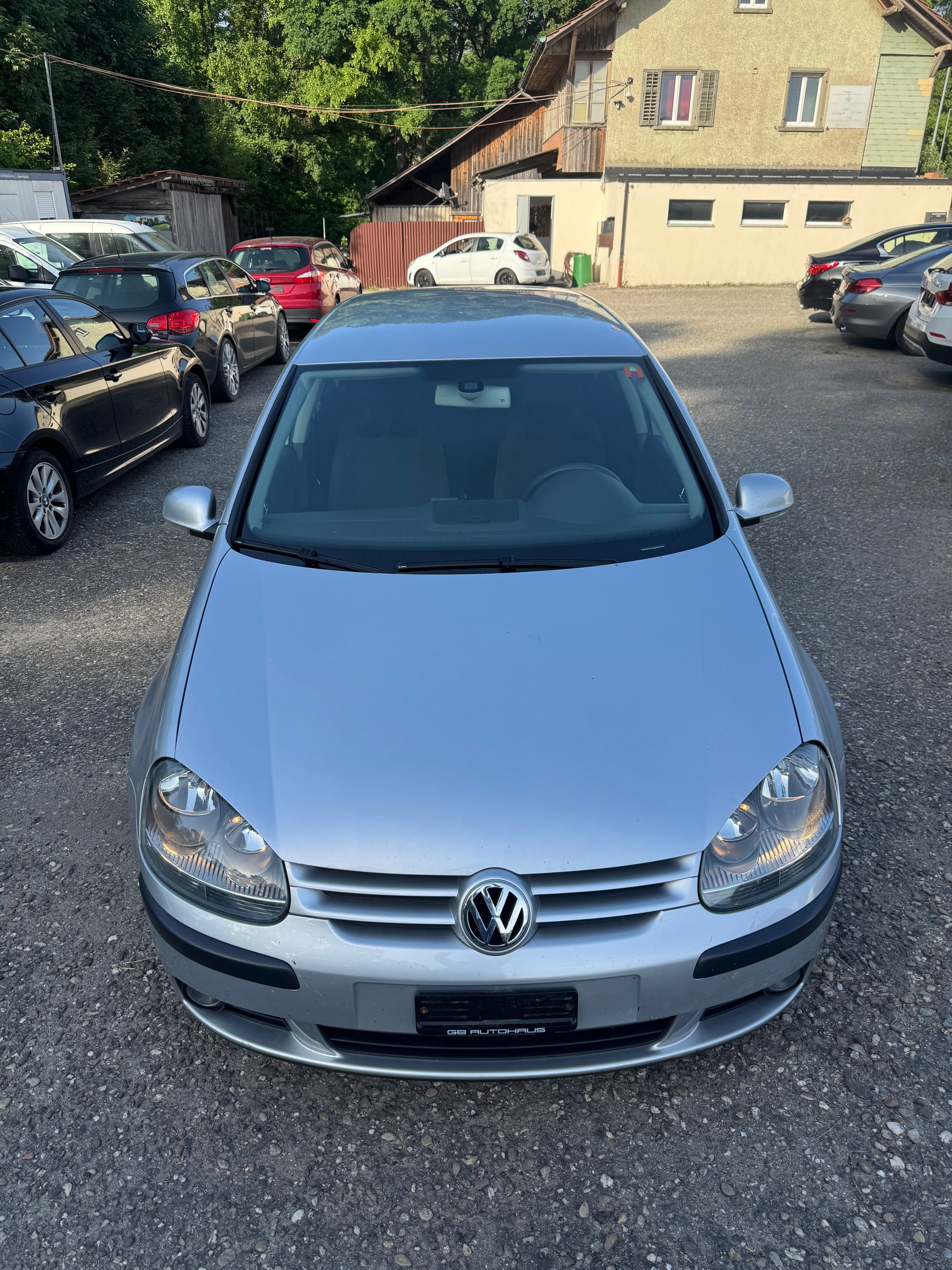 VW Golf 2.0 FSI Comfortline-image-1