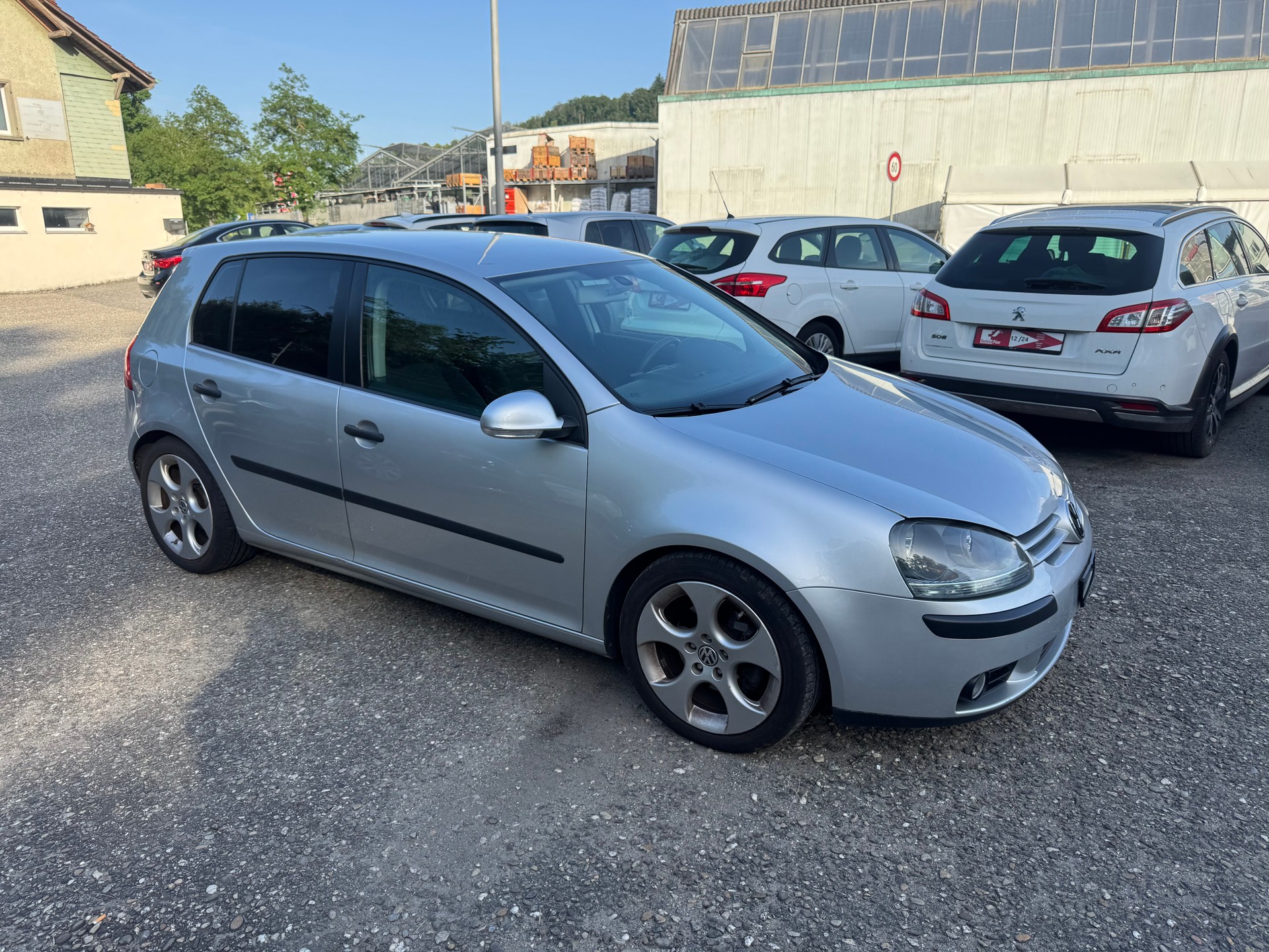 VW Golf 2.0 FSI Comfortline-image-3