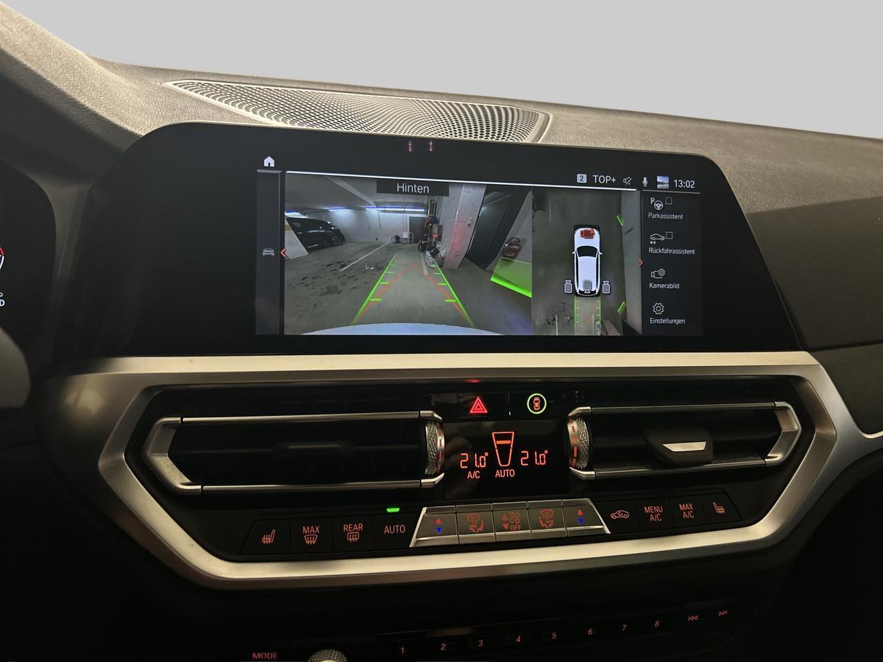 BMW 320d xDrive Touring M Sport-image-23