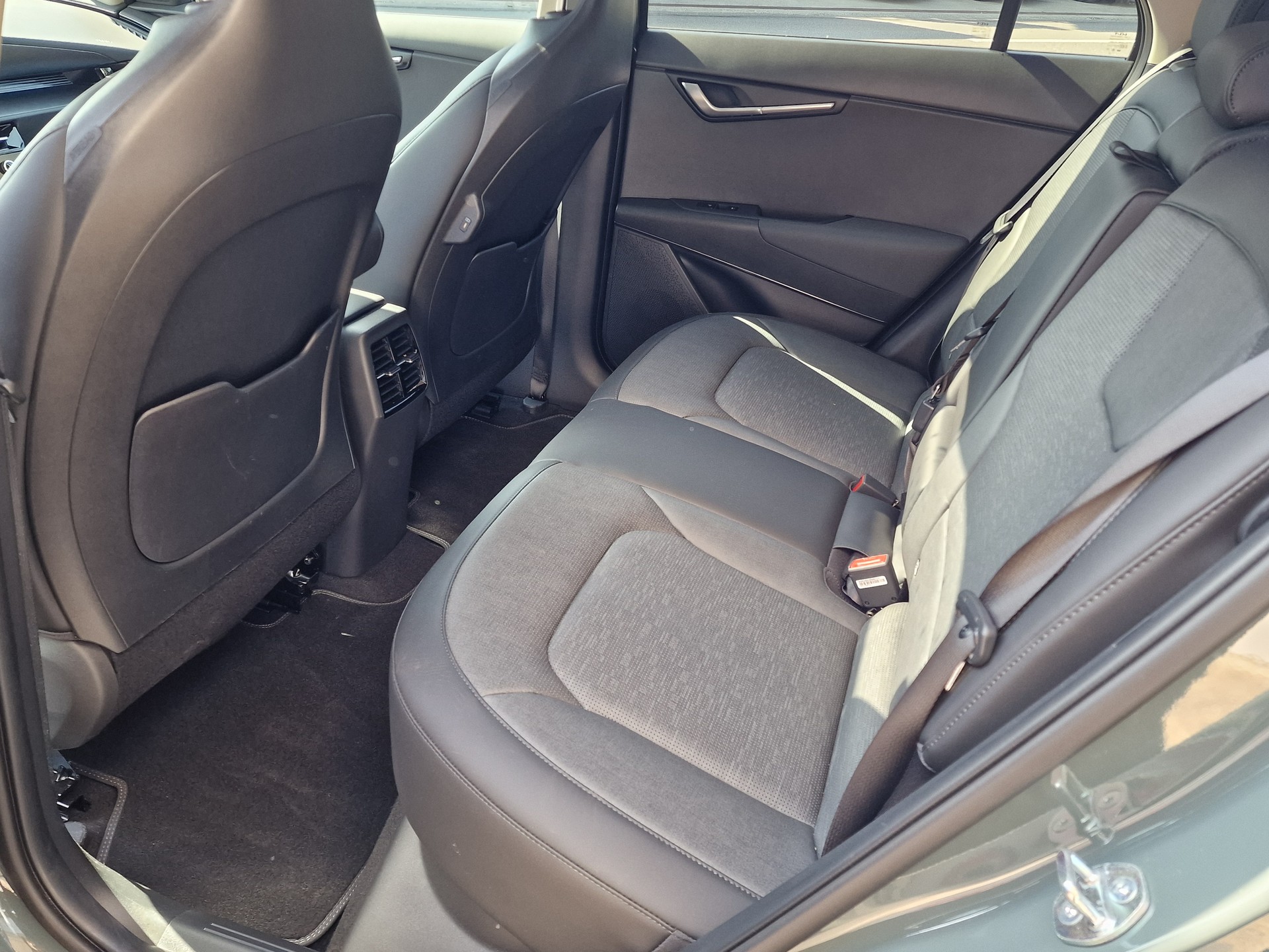KIA Niro EV 64,8 kWh Style-image-5