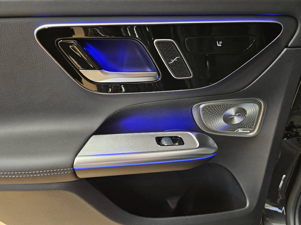 MERCEDES-BENZ GLC 300 de 4Matic AMG Line EQ Star-image-13