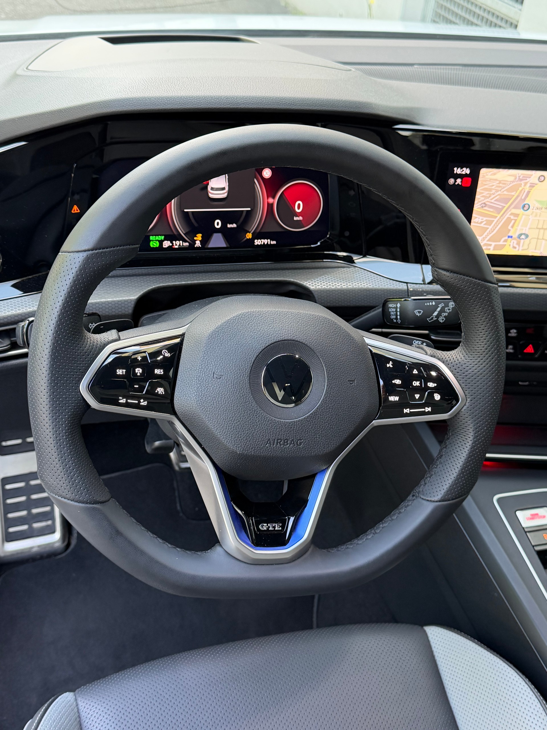 VW Golf 1.4 TSI PHEV GTE LEDERPAKET-image-9