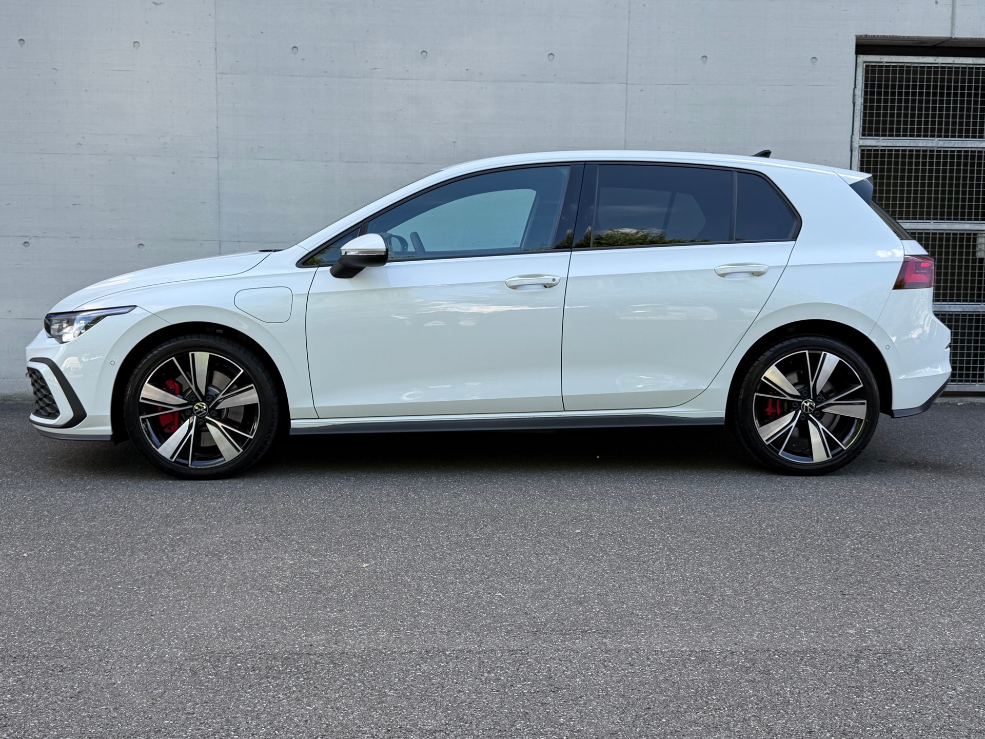 VW Golf 1.4 TSI PHEV GTE LEDERPAKET-image-2