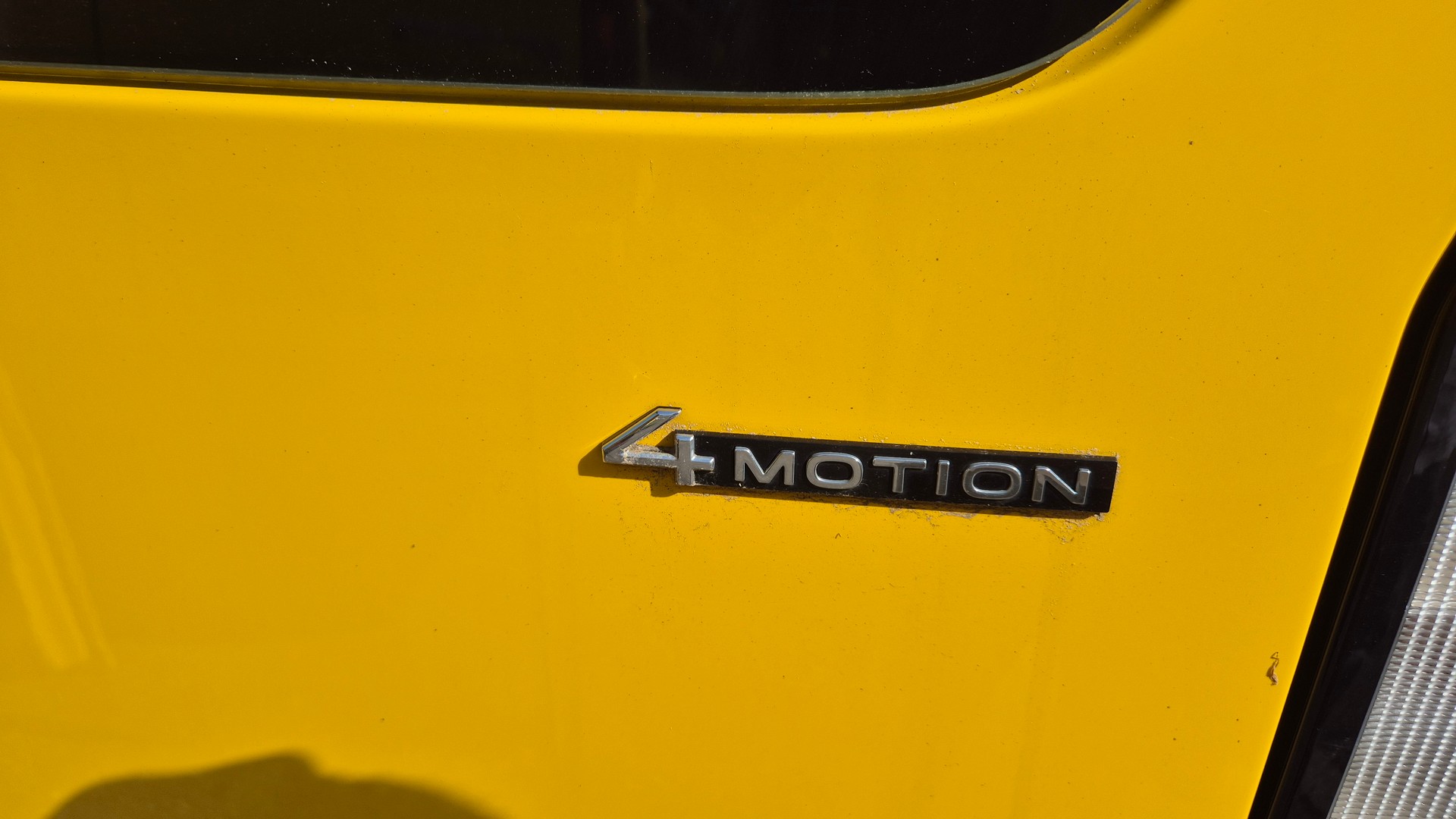 VW Caddy 2.0 TDI 4Motion Style-image-13
