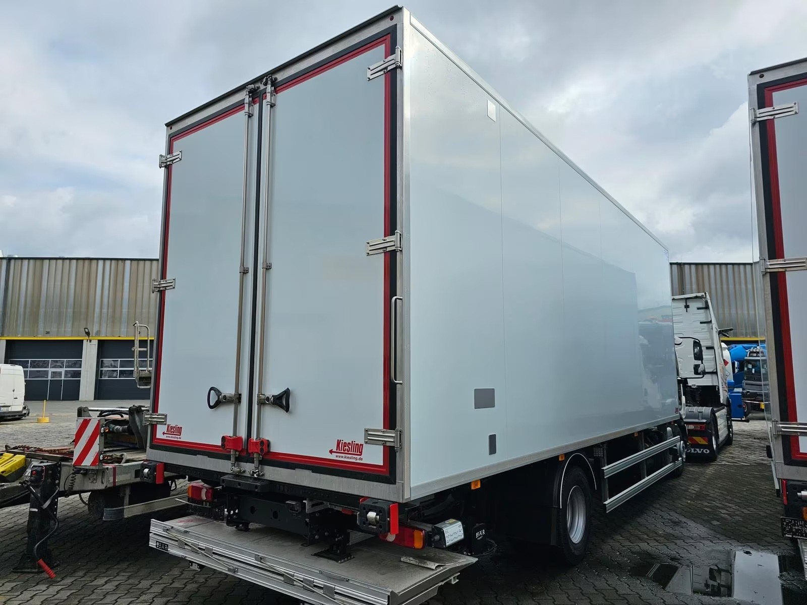 VOLVO FL 240 4x2 Kühlkoffer*Thermoking, LBW-showroom-element-2