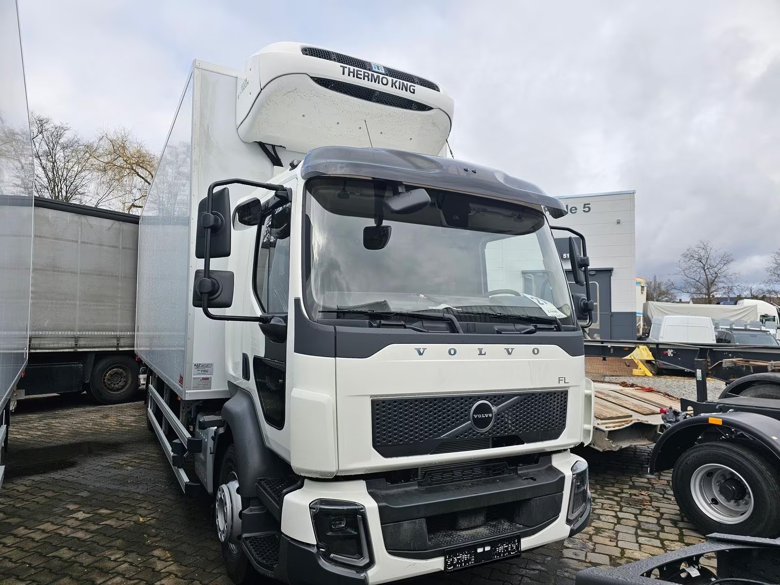 VOLVO FL 240 4x2 Kühlkoffer*Thermoking, LBW-showroom-element-1