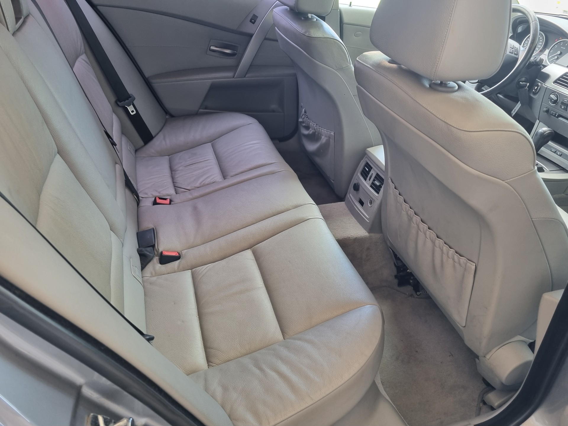 BMW 530xi Touring-image-5