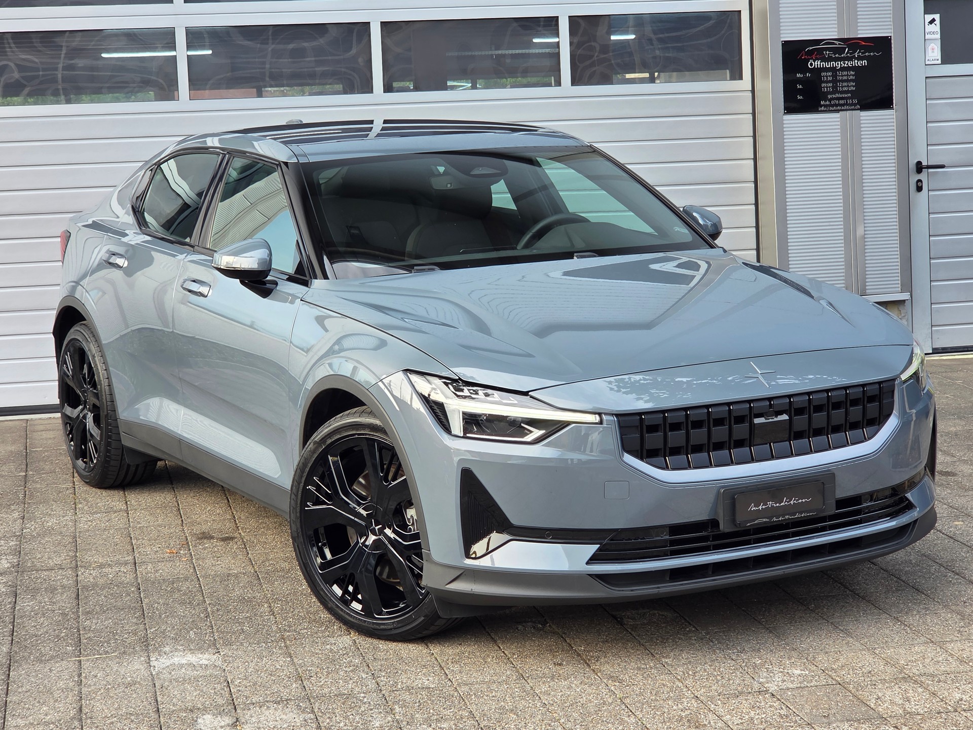 POLESTAR Polestar 2 Long Range Dual 78 kWh MY23 * PERFORMANCE FELGEN -PLUS PAKET -KEYLESS -HARMAN KARDON -GARANTIE BIS 05.2030