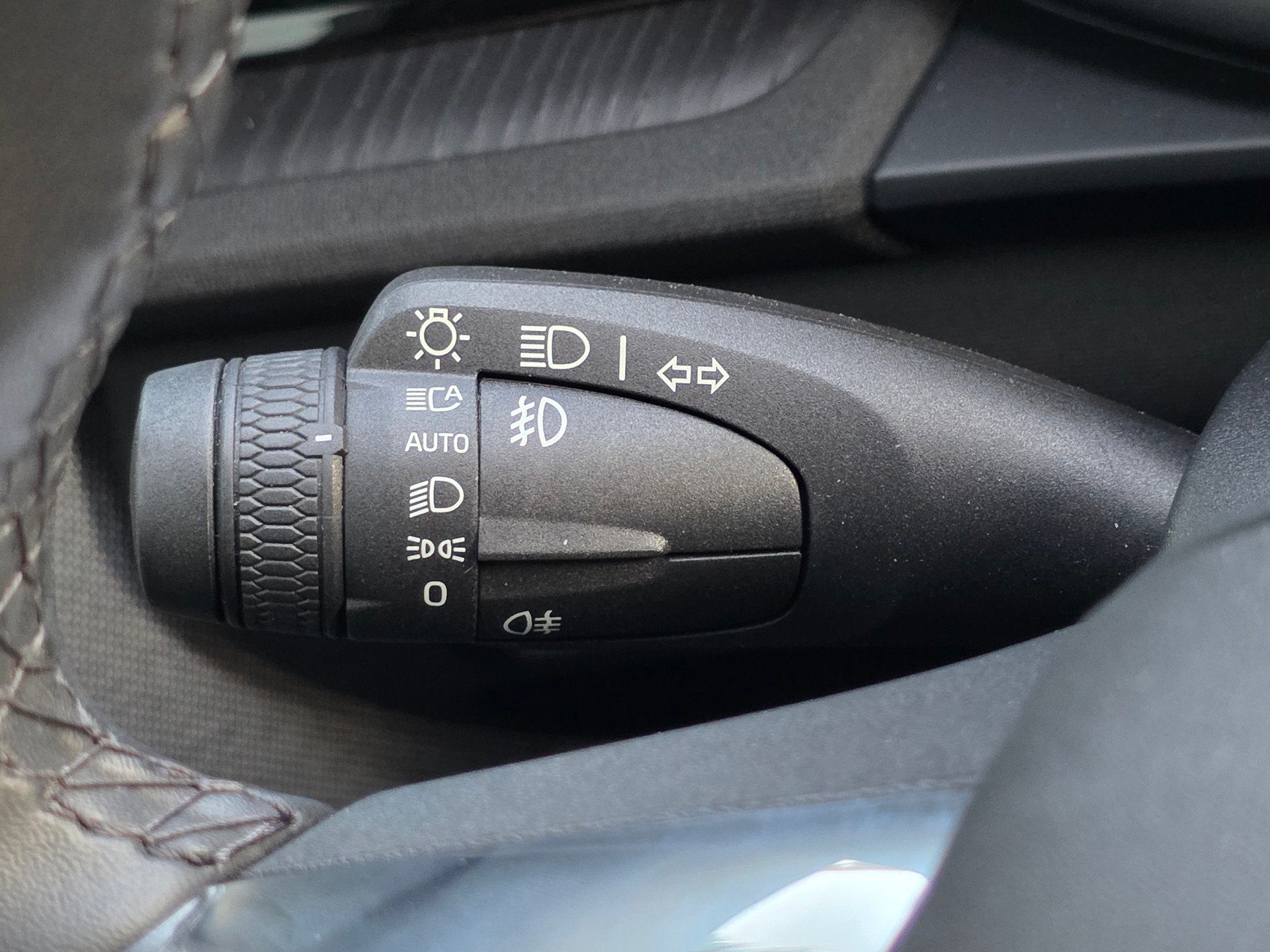 POLESTAR Polestar 2 Long Range Dual 78 kWh MY23 * PERFORMANCE FELGEN -PLUS PAKET -KEYLESS -HARMAN KARDON -GARANTIE BIS 05.2030-image-22