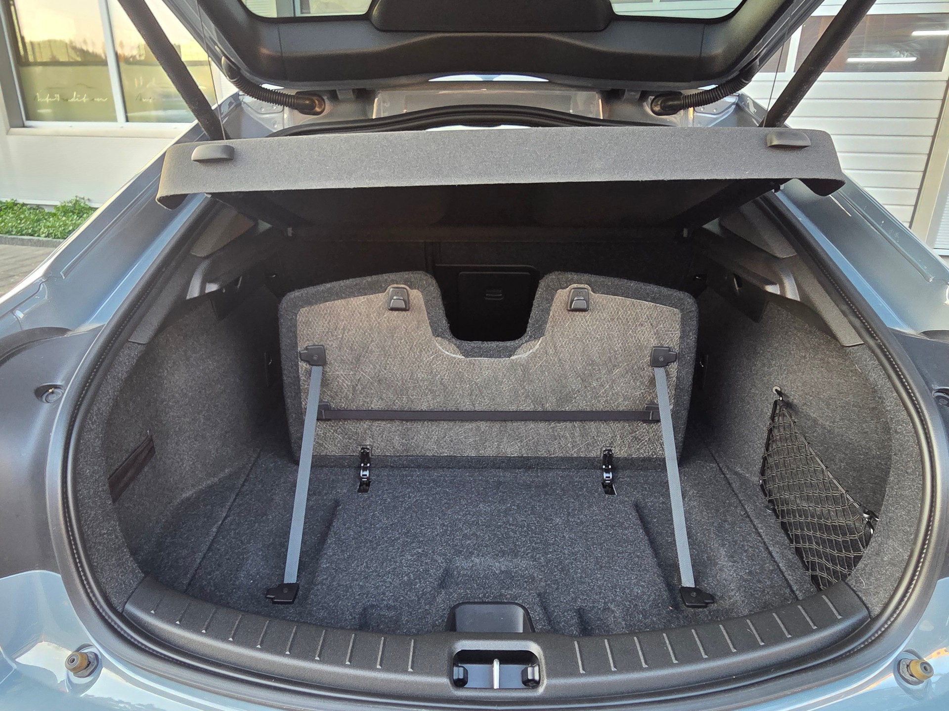 POLESTAR Polestar 2 Long Range Dual 78 kWh MY23 * PERFORMANCE FELGEN -PLUS PAKET -KEYLESS -HARMAN KARDON -GARANTIE BIS 05.2030-image-25