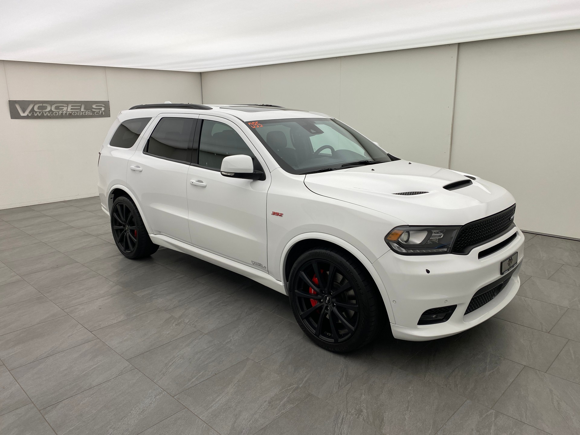DODGE Durango 392 SRT-showroom-element-2