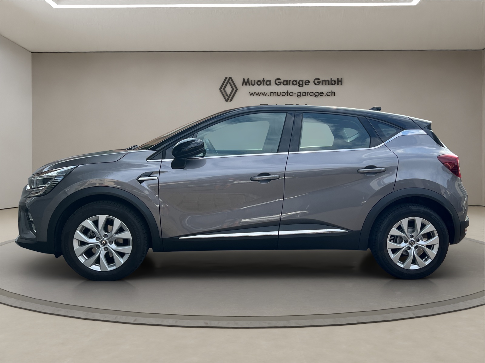 RENAULT Captur TCe Intens EDC-showroom-element-2