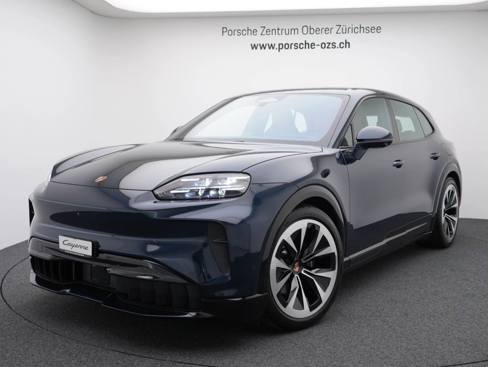 PORSCHE Cayenne Electric