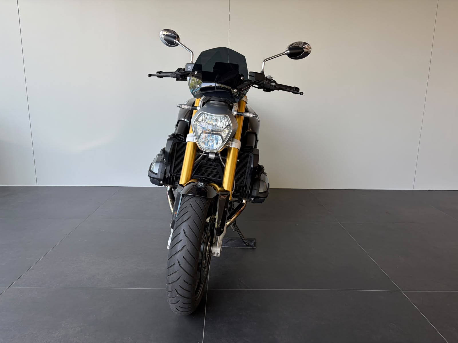 BMW R 1200 R ABS-image-3