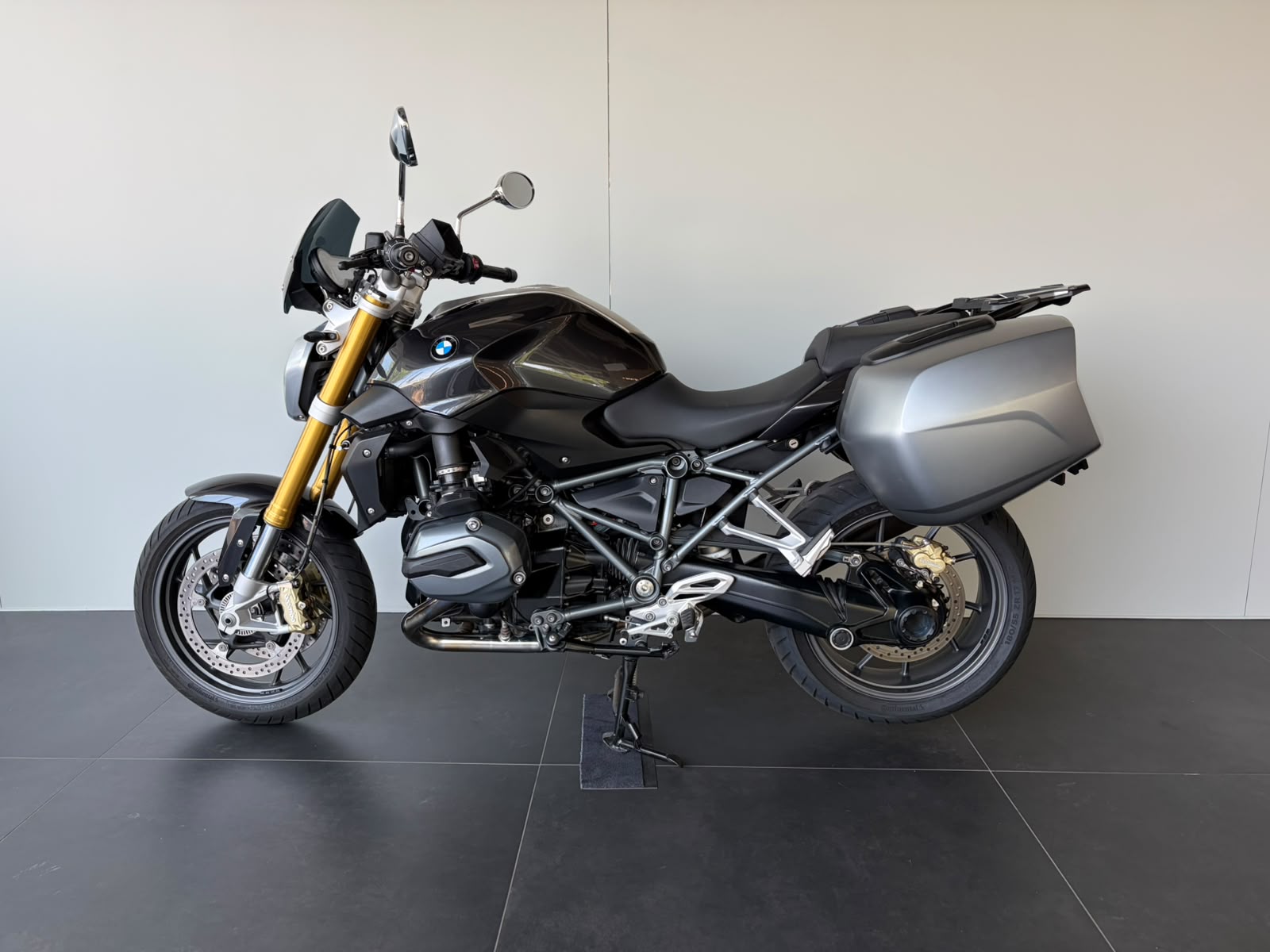 BMW R 1200 R ABS-image-0