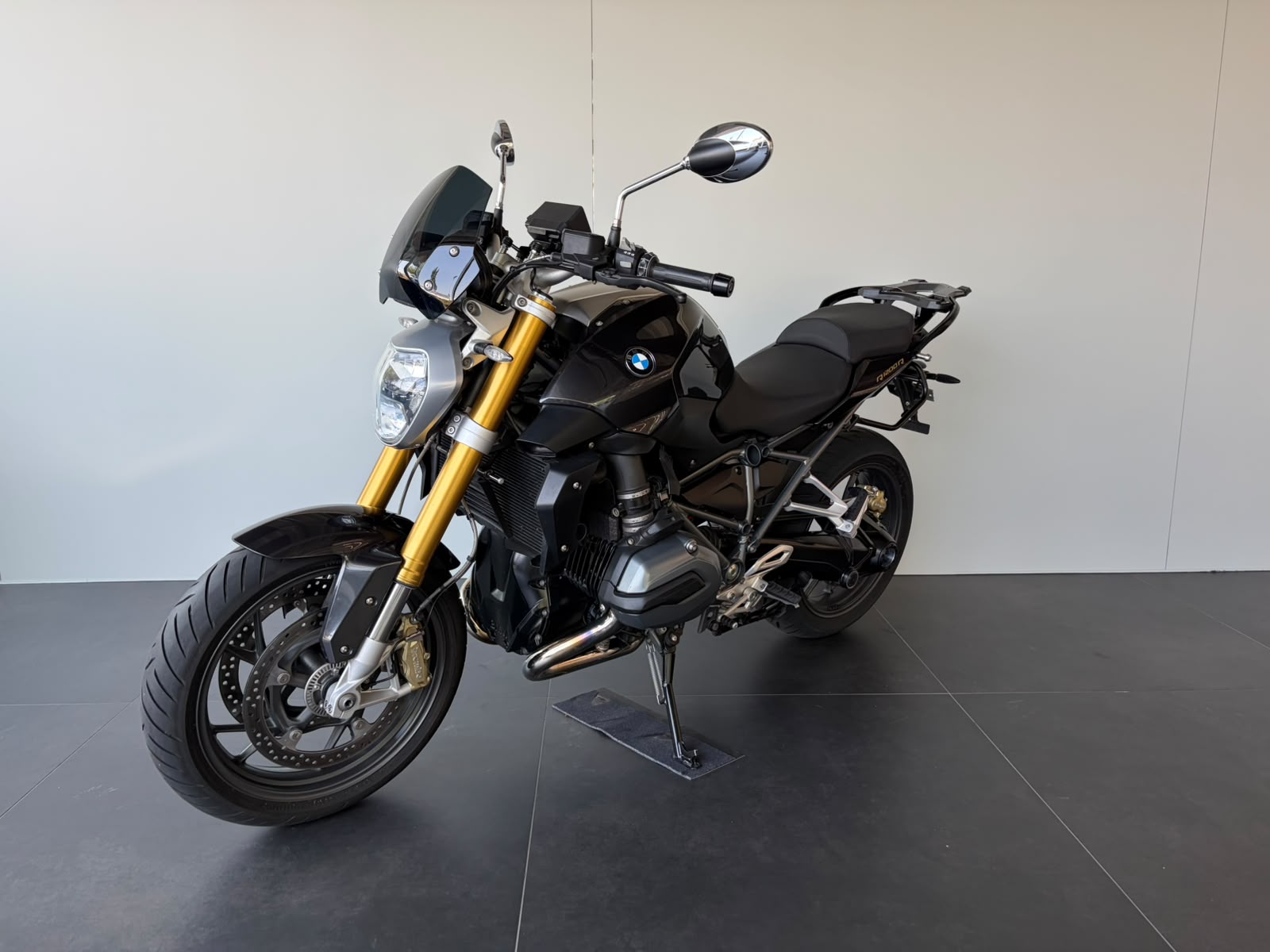 BMW R 1200 R ABS-image-2
