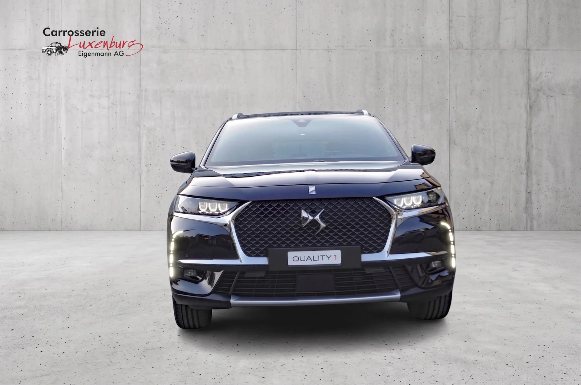 DS AUTOMOBILES DS 7 Crossback E-Tense 300 OPERA-showroom-element-3