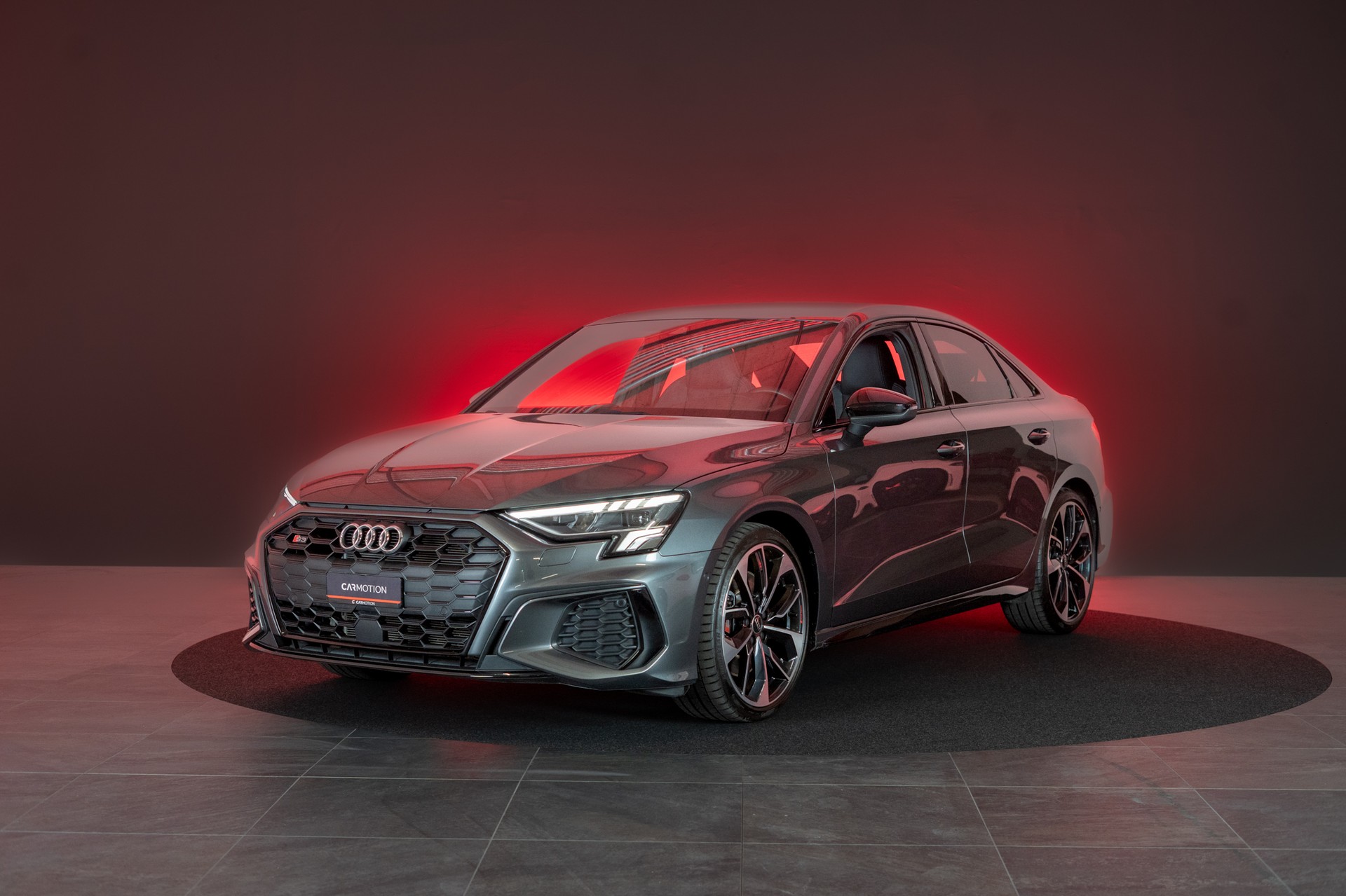AUDI S3 Limousine 2.0 TFSI quattro S-Tronic / / Virtual Cockpit / Abstand-tempomat / Sitzheizung