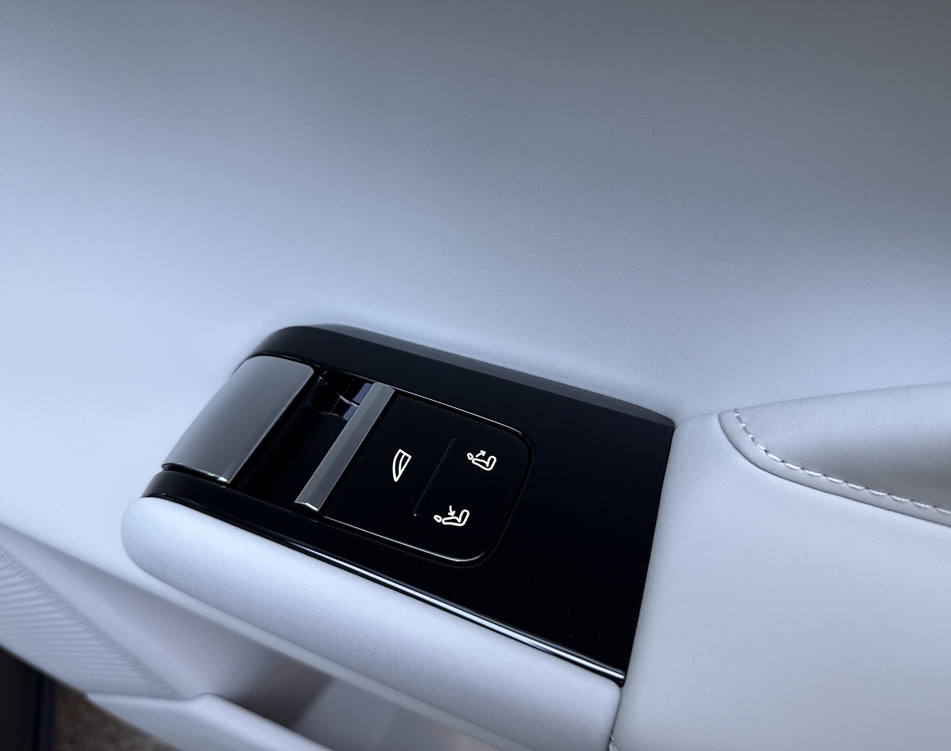 VOLVO ES90 Twin Performance Ultra AW-image-17