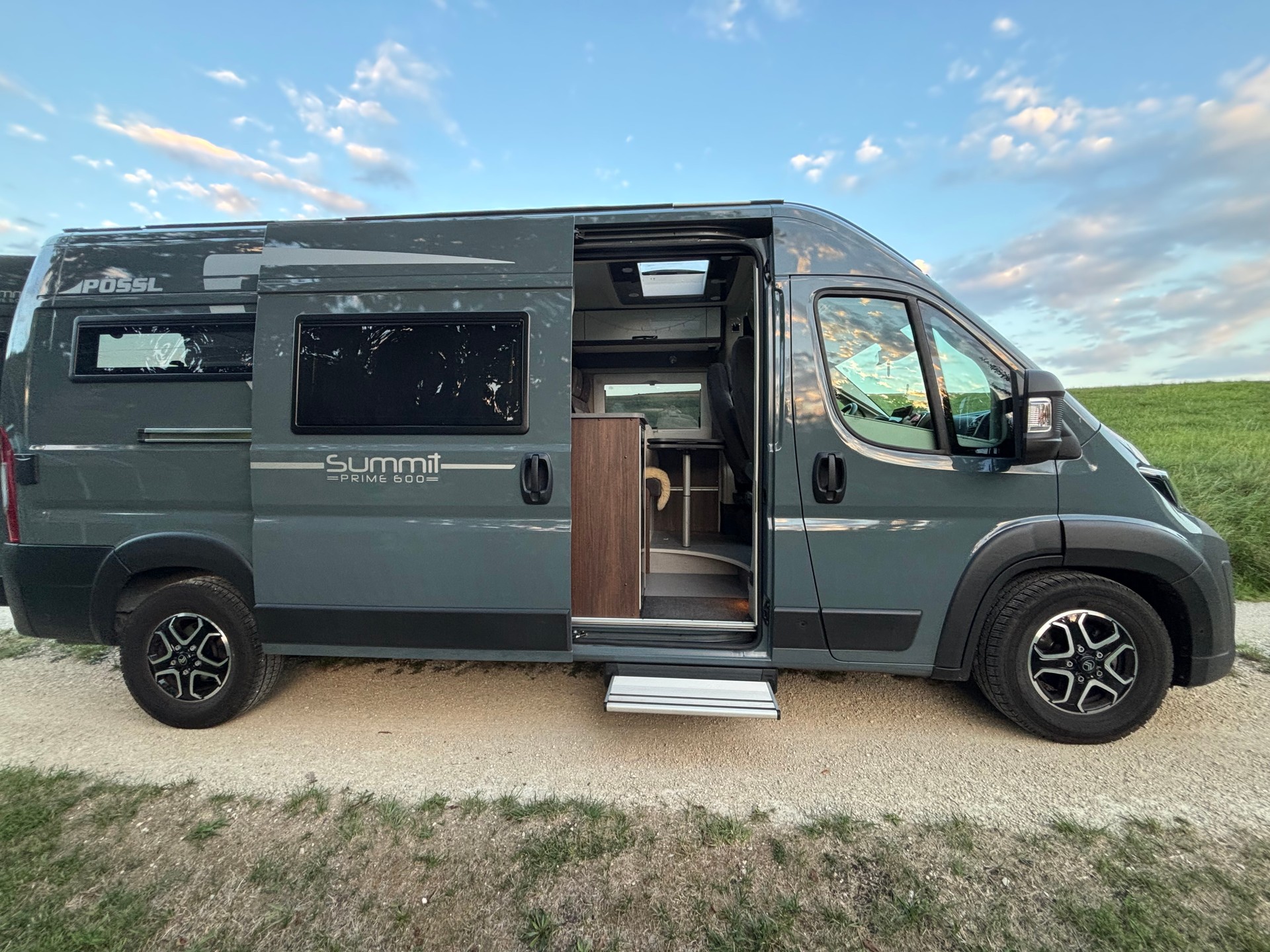 PÖSSL Summit Prime 600, Skyroof